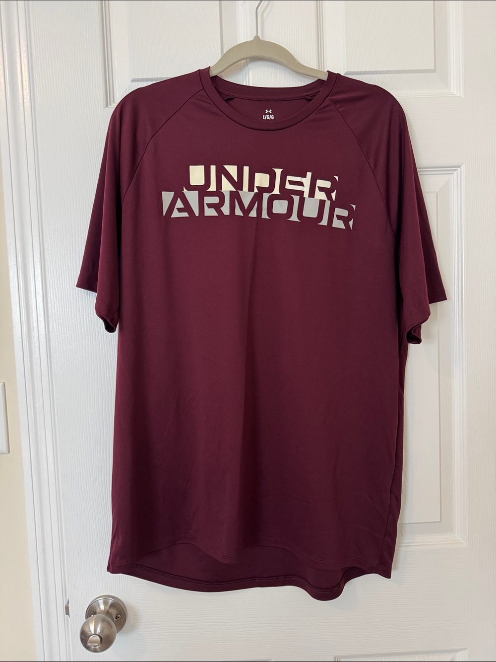 Under Armour Men's Burgundy Short-Sleeve Logo Tee